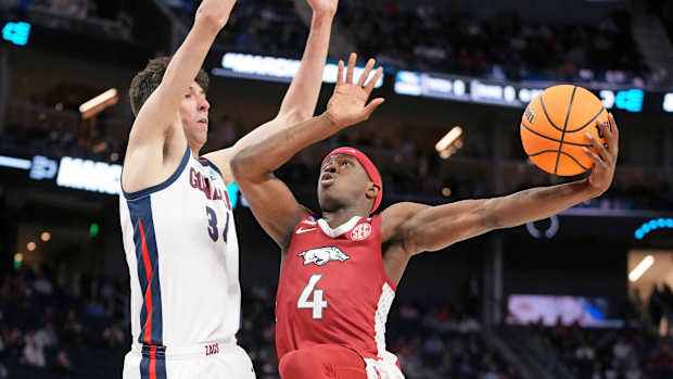 Davonte Davis-Gonzaga